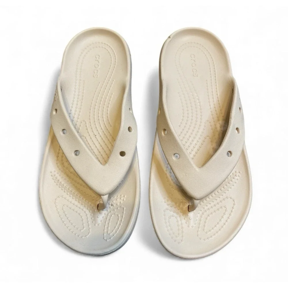Crocs Thong Flip Flop Sandals M6 W8 Ivory Lightweight Comfort Slide Beach Casual